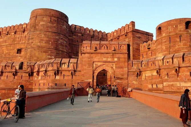 Affordable transfer from Agra to Jaipur via Fatehpur Sikri - FAQ