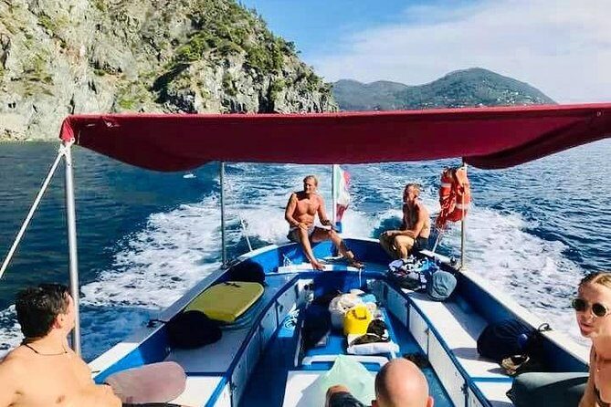 Afternoon Boat Tour to Cinque Terre with brunch on board - FAQ