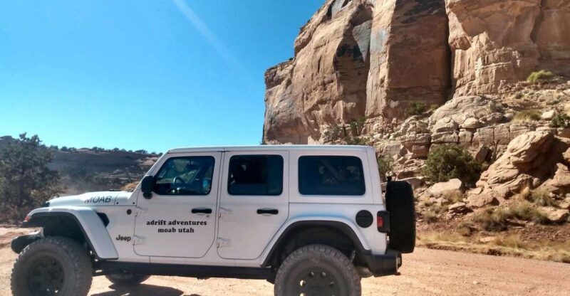 Afternoon Canyonlands Island In The Sky 4X4 Tour - An In-Depth Look at the Canyonlands Island in the Sky 4X4 Tour