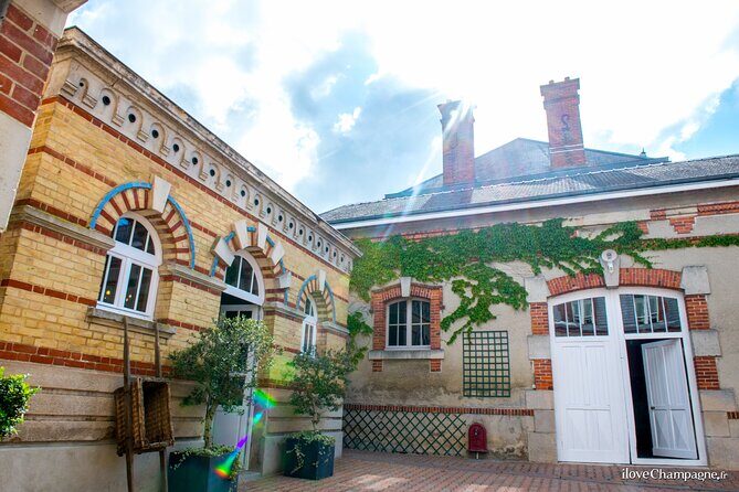 Afternoon Champagne visit & tasting class near Epernay - Detailed Breakdown of the Itinerary