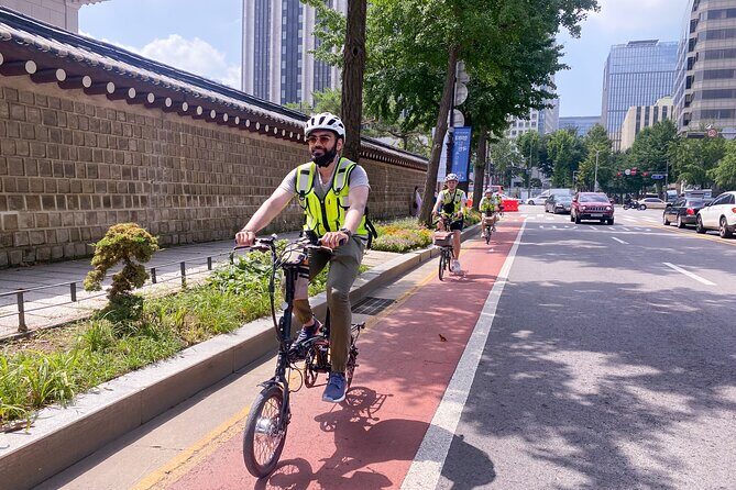Afternoon E-bike tour and "Happy Hour" food and drinks - The Complete Review: Exploring Seoul by E-bike