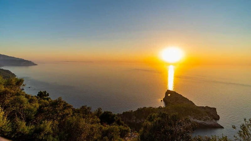 Afternoon excursion: best beaches & coves with Paddlesurf - An In-Depth Review of the Mallorca Paddlesurf Experience