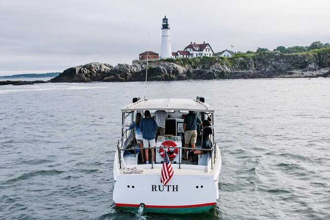 Afternoon Lighthouse Cruise Along the Coast of Portland Maine - In-Depth Review of the Portland Lighthouse Cruise