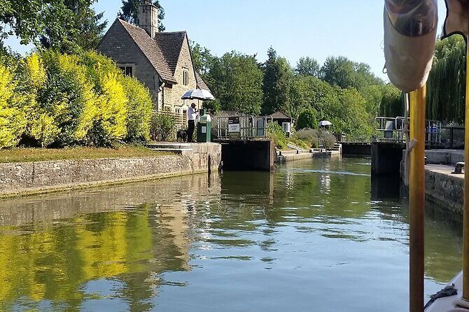 Afternoon Tea Sightseeing River Cruise in Oxford - Potential Considerations: Timing and Weather