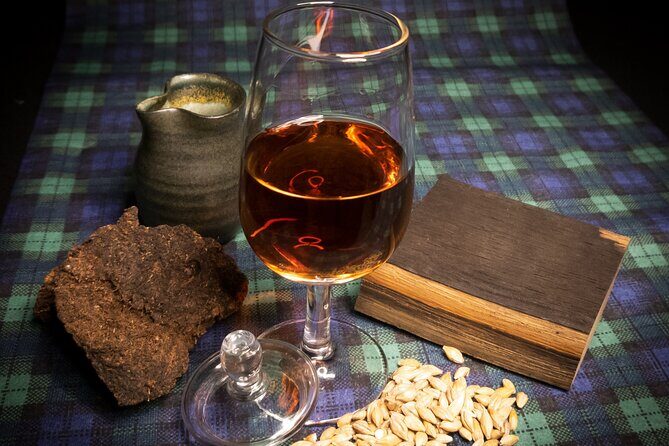Afternoon Whisky Tasting in a Traditional Edinburgh Bar - An In-Depth Look at the Whisky Tasting Experience