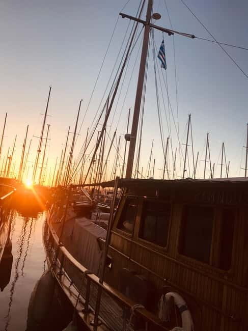 Agios Nikolaos: Wine Tasting&Food-Evening on Yacht in Marina - Key Points