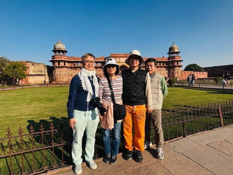 Agra: Agra Fort and Baby Taj Private Tour with Pickup & Drop - Exploring the Tour: A Deep Dive