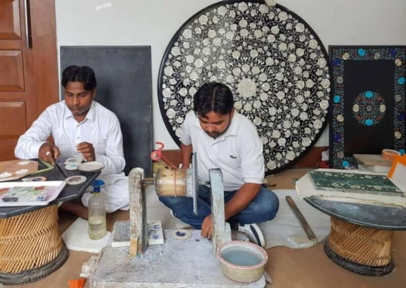 Agra Artistic Heritage Trails: Guided Walking Tour by Foot - The Sum Up