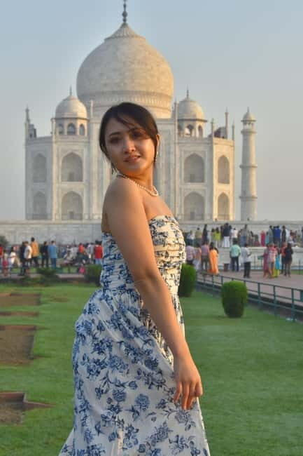 Agra Local Sightseeing with Sunrise or Sunset Experience - The Experience in Detail