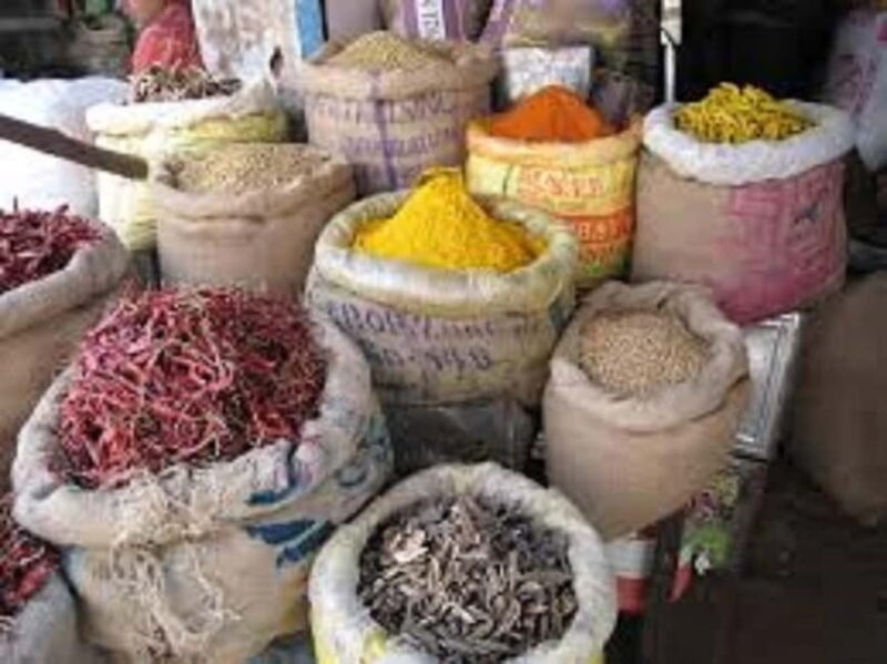 Agra : Old Bazar & Kinari Bazar Heritage Walking Tour. - Exploring Agra’s Old Bazar & Kinari Bazar