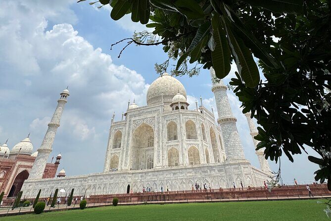 Agra Private Day Tour with Guide and Transportation - The Sum Up