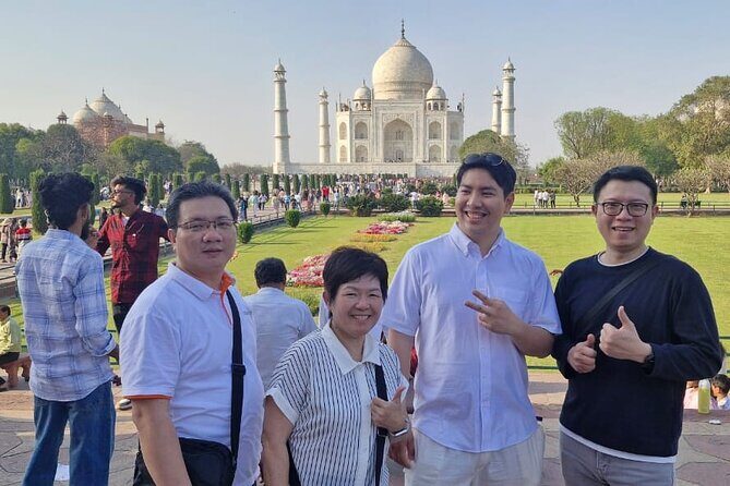 Agra Private Luxury Car Sightseeing Tour - Key Points