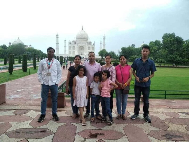 Agra Sightseeing Tour Day Trip With Tuk Tuk & Tour Guide - The Experience in Detail: What to Expect on This Agra Tour