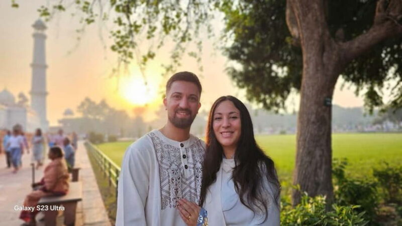 Agra: Skip-the-Line Taj Mahal & Agra Fort Private Tour - Key Points