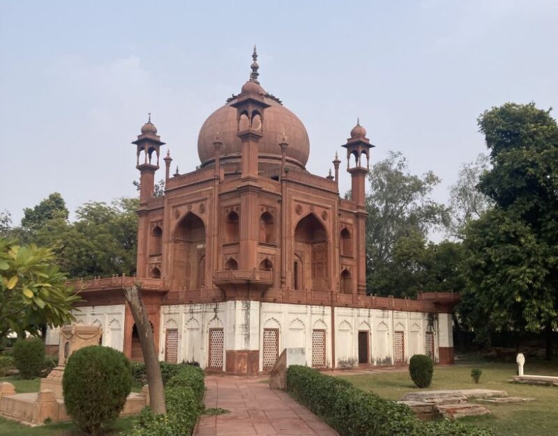 Agra: Skip-The-Line Taj Mahal & Agra Private Tour By Car - Who Is This Tour Perfect For?