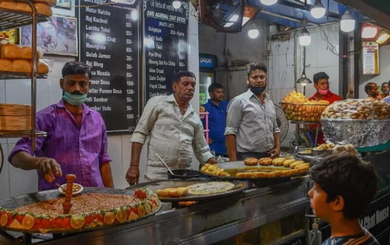 Agra: Street Food Walking Tour, Spice Market, & Tuk-tuk Ride - Exploring Agra on a Budget: A Detailed Look at the Street Food & Market Tour