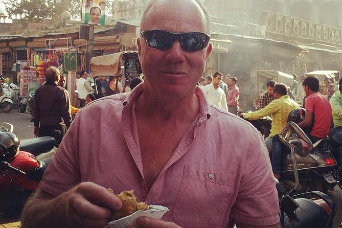 Agra Street Walk from your Hotel with Local Guide - A Closer Look at the Agra Street Walk