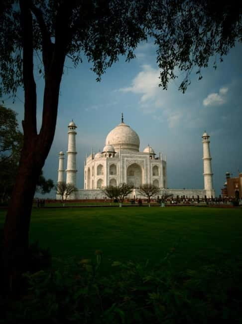Agra: Taj Mahal & Agra Fort Private Tour with 5*Lunch - Who Should Consider This Tour?