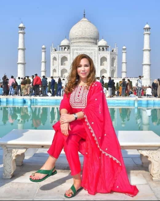 Agra: Taj Mahal & Agra Fort Tour in Traditional Attire - Key Points