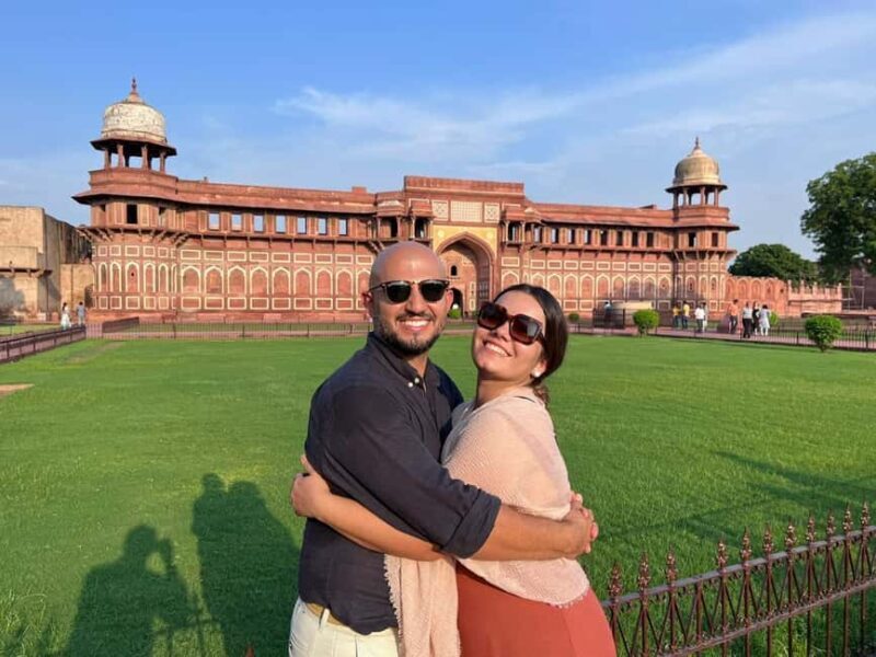 Agra: Taj Mahal, Fort and Baby Taj Tour with Pick-up & Drop - FAQ