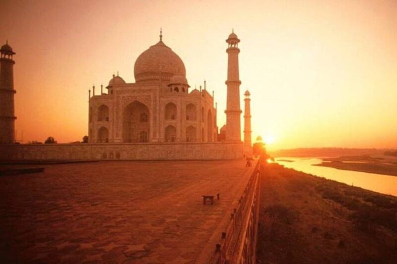 Agra: Taj Mahal Guided Tour with Skip the Line - Final Thoughts: Who Should Book This Tour?