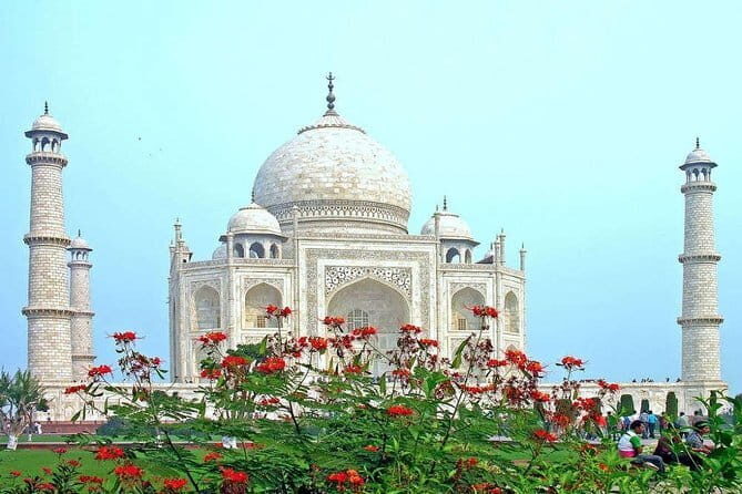 Agra Taj Mahal Overnight Tour With Fatehpur Sikri From Delhi - Key Points