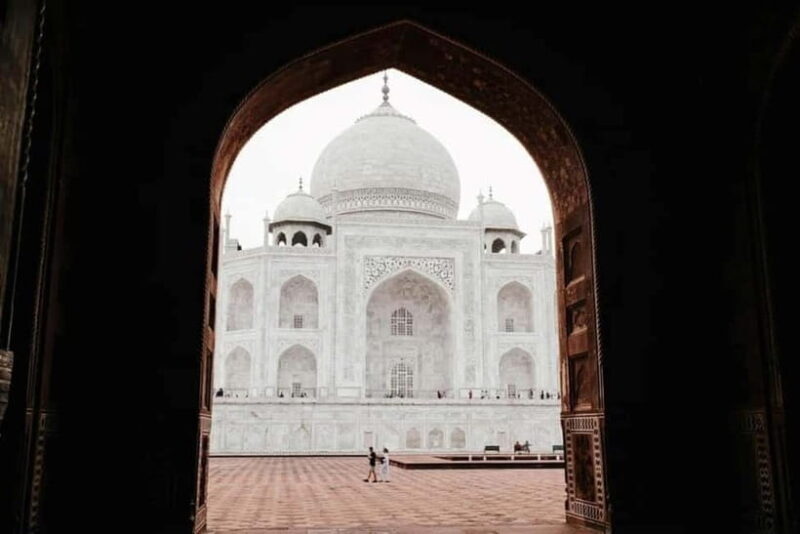Agra: Taj Mahal Skip-the-Line & Agra Fort Private Day Tour - A Closer Look at the Agra: Taj Mahal & Agra Fort Private Tour