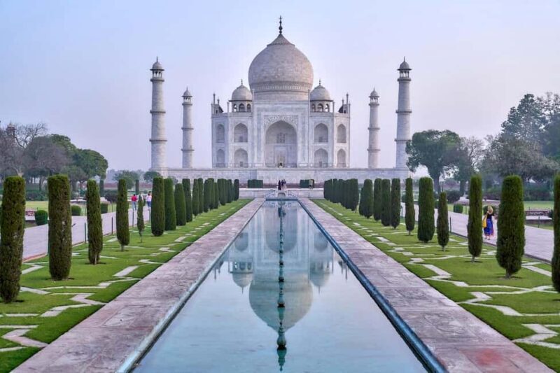 Agra: Taj Mahal Walking Tour with Skip the Line Ticket - Key Points