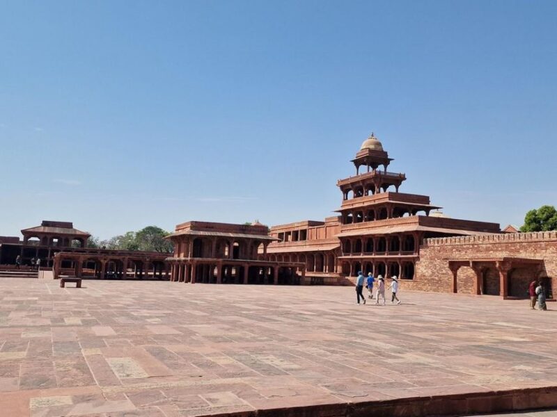 Agra to/from Jaipur with visiting stepwell & Sikri All Incl. - Who Will Love This Tour?
