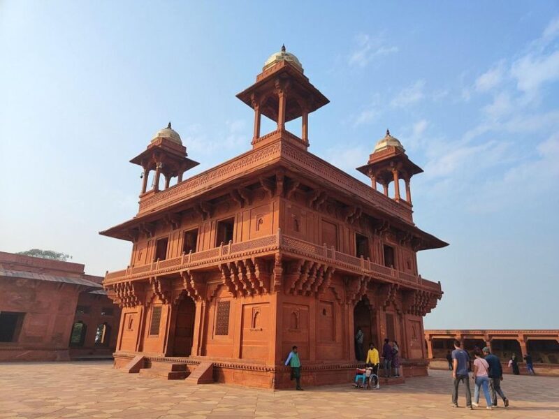 Agra to/from Jaipur with visiting stepwell & Sikri All Incl. - FAQs