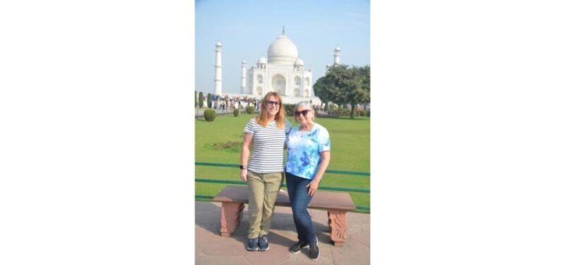 Agra:Taj Mahal Skip-The-Line Guided Tour with Breakfast - FAQs