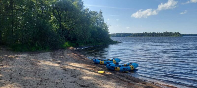 Agunnaryd: guided packrafting tour (4 hours) - An Authentic Swedish Lakeside Adventure: The Guide to Your 4-Hour Packrafting Experience