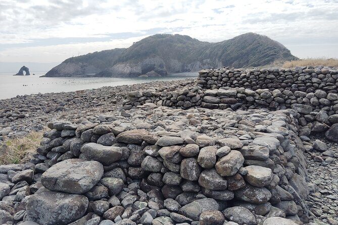 Ainoshima Island Cats Culture and Scenic Beauty Tour - Enshrined Deity at Dragon Lord Rock