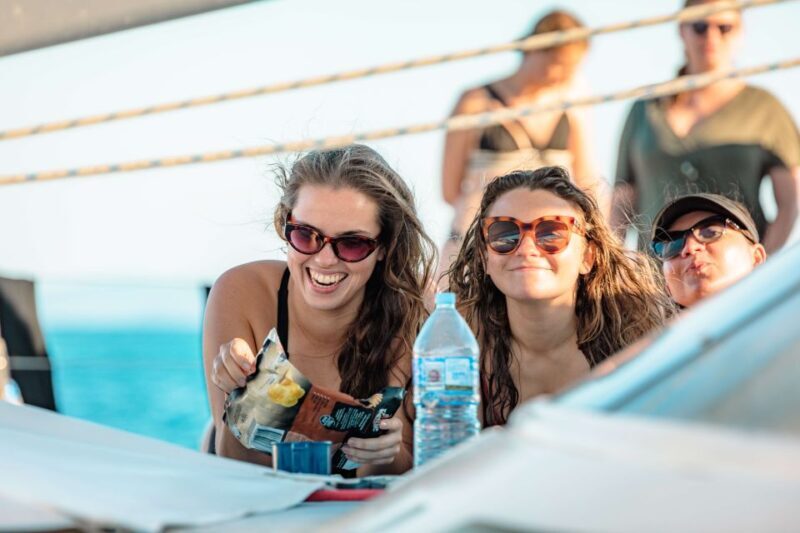Airlie Beach: 2-Day Whitsunday Islands Sailing Snorkel Tour - Key Points
