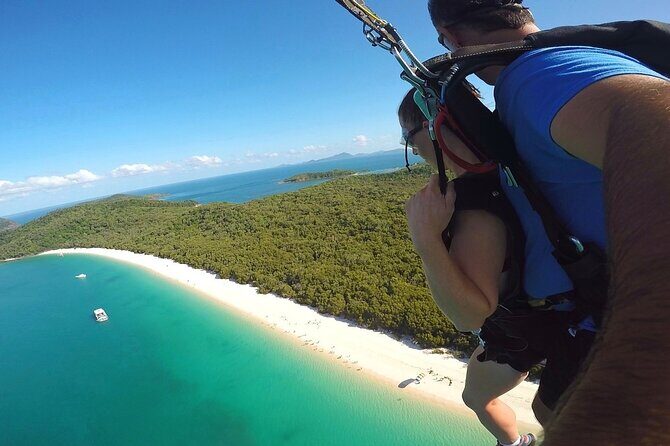 Airlie Beach Tandem Skydive Over the Whitsunday Islands - A Deep Dive into the Experience