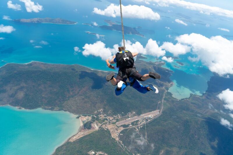 Airlie Beach: Tandem Skydive over the Whitsundays - Authentic Experiences and Honest Feedback