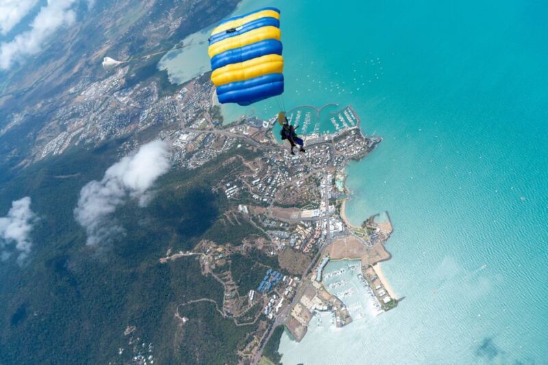 Airlie Beach: Tandem Skydive over the Whitsundays - Who Should Consider This Tour?
