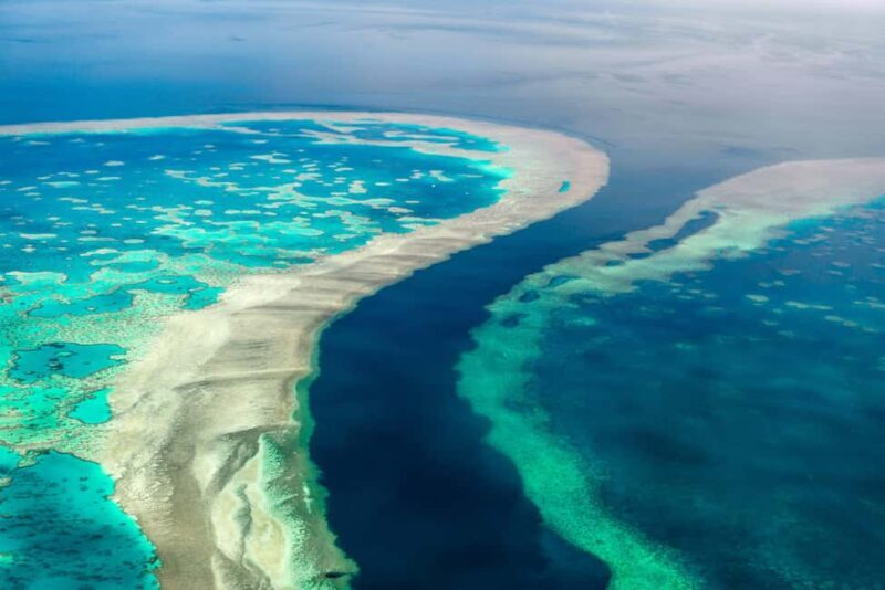 Airlie Beach: Whitsunday Islands & Heart Reef Scenic Flight - Overview: A Scenic Flight Over the Whitsundays and Great Barrier Reef
