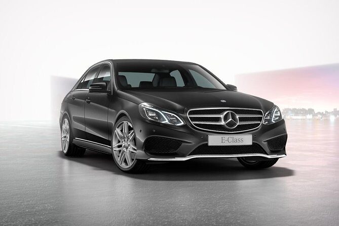 Airport Limousine Transfer: Arlanda Airport to Stockholm City 1-7 Passengers - The Detailed Experience