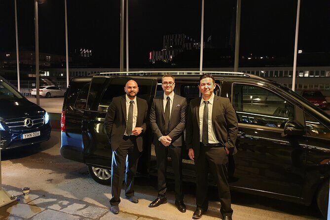 Airport Limousine Transfer: Arlanda Airport to Stockholm City 1-7 Passengers - The Sum Up