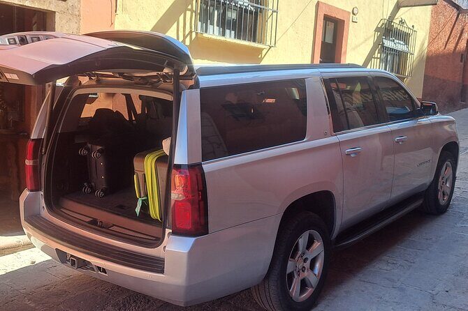 Airport Suburban SUV Transfer Round Trip - Who Should Consider This Service?