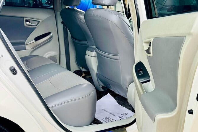 Airport Taxi Transfers from Colombo Airport to Nuwara Eliya - In-Depth Review