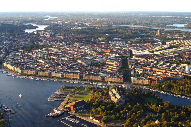 Airport Transfer: Airport ARN to Stockholm by Business Car - FAQs