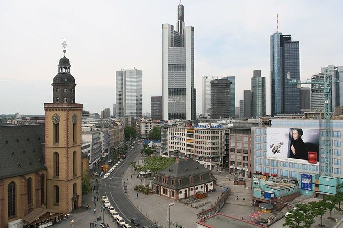 Airport Transfer: Airport FRA to Frankfurt by Luxury Van - FAQ