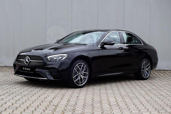 Airport Transfer: Auckland Airport AKL to Auckland by Sedan Car - Quick Overview