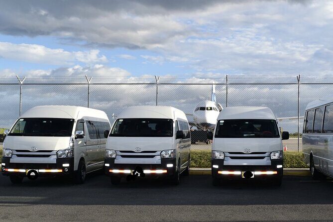 Airport Transfer from Liberia Airport to Andaz Papagayo Hyatt (Round Trip) - Efficient and Stress-Free: Liberia Airport to Andaz Papagayo Hyatt Round-Trip Transfer