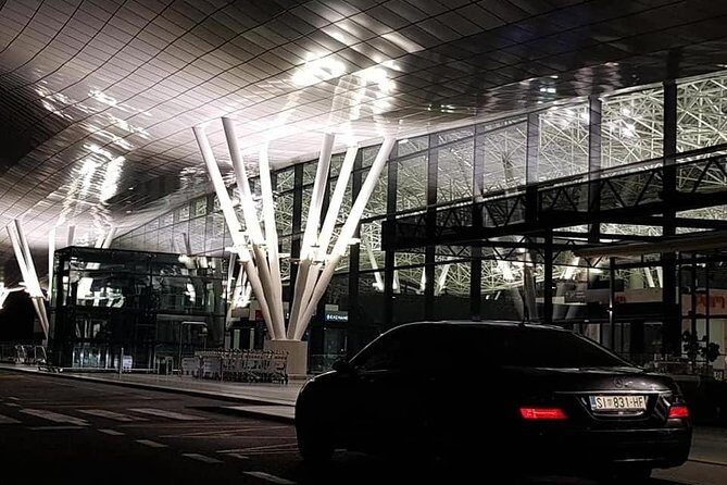 Airport transfer from Zagreb to ibenik or Zadar or vice versa - Meeting Points and Practicalities