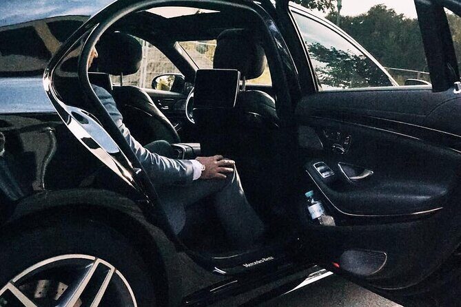 Airport Transfer: New York to Newark Airport EWR by Business Car - The Practical Details: What You Should Know