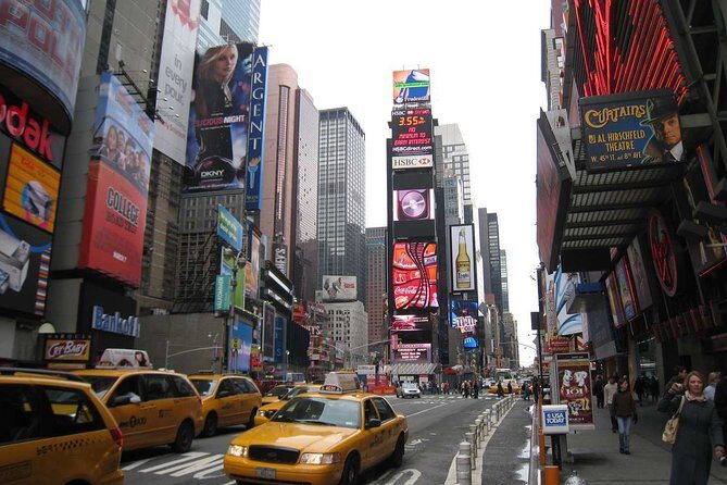 Airport Transfer: New York to Newark Airport EWR by Business Car - FAQ