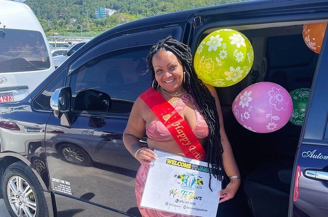 Airport Transfer Roundtrip Service from Montego Bay to Ocho Rios - The Sum Up